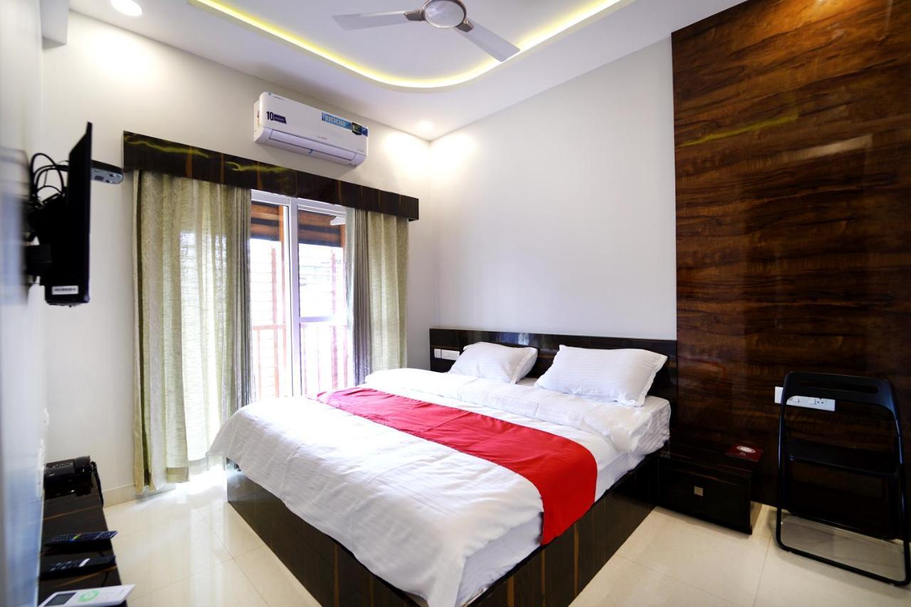 Ss Crown Inn Bangalore Exterior photo