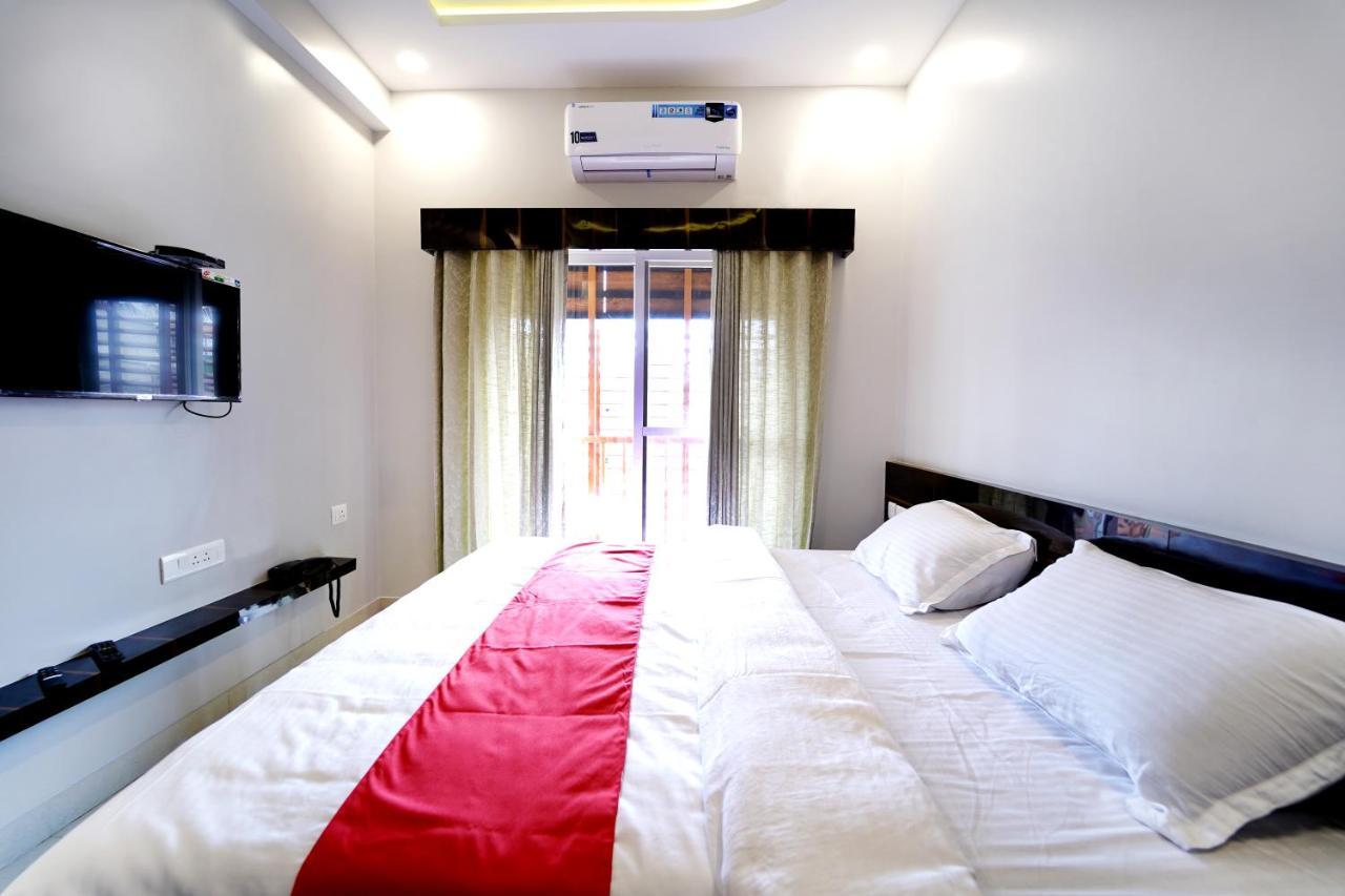 Ss Crown Inn Bangalore Exterior photo