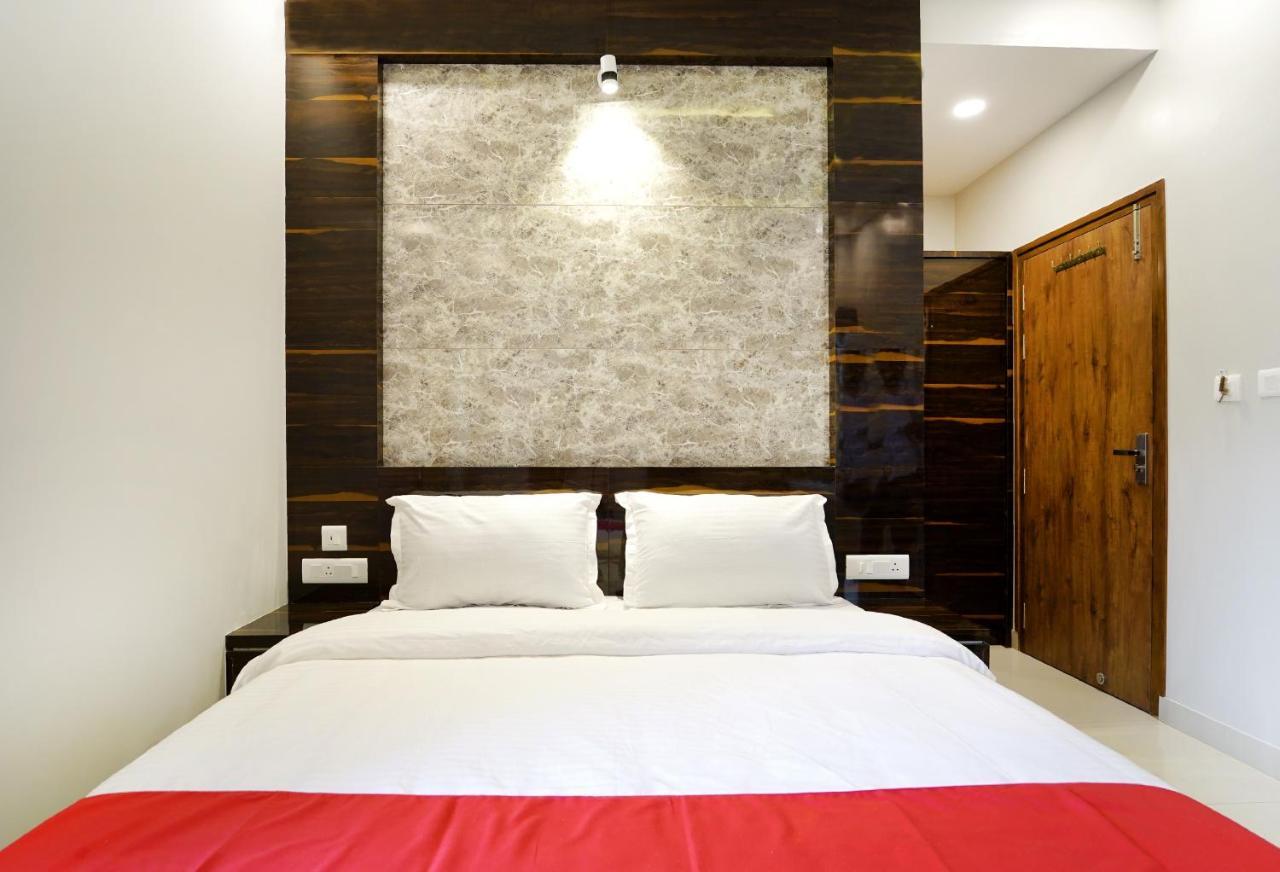 Ss Crown Inn Bangalore Exterior photo